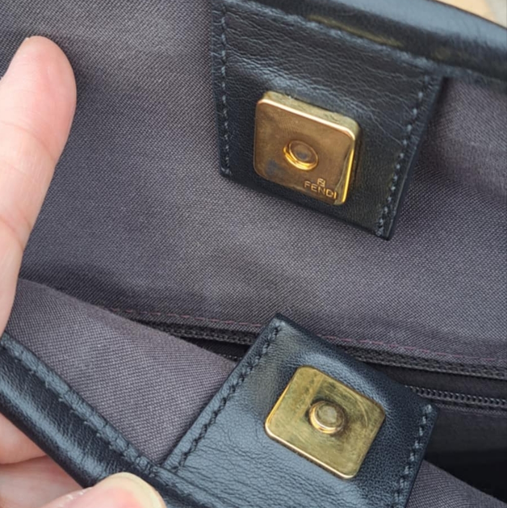 ✅️SOLD✅️ FENDI Black Gold Zucchino Chiusura Tote Shoulder Bag AUTHENTIC - Picture 12 of 14